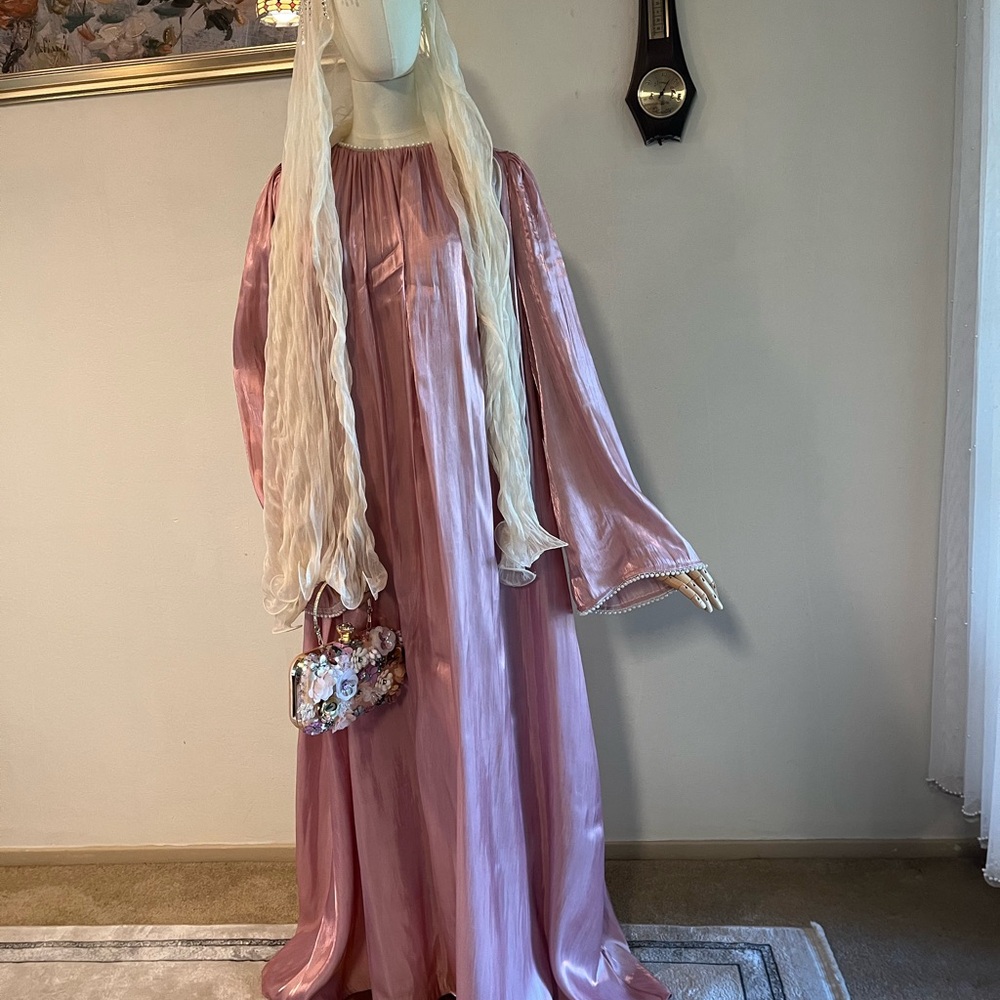 Elegant Pink Satin Long Sleeve Maxi Dress